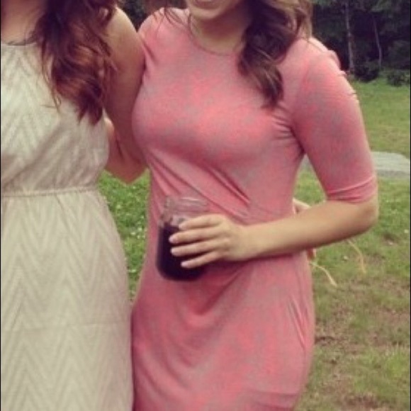  LIKE NEW - Pink & Grey Soft Body Hugging Dress - Picture 7 of 7